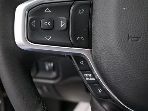 Used 2025 RAM 1500 Big Horn AWD/4WD image 16