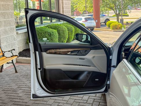 Used 2018 Cadillac CT6 Luxury AWD/4WD image 22