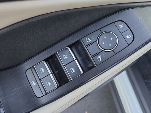 Certified 2023 Nissan Rogue SL image 16