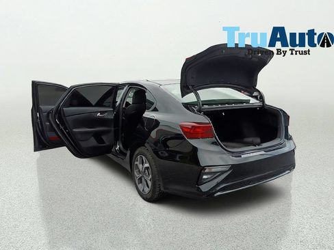 Used 2019 Kia Forte LXS FWD image 13