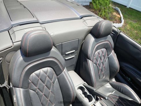 Used 2011 Audi R8 V10 image 42