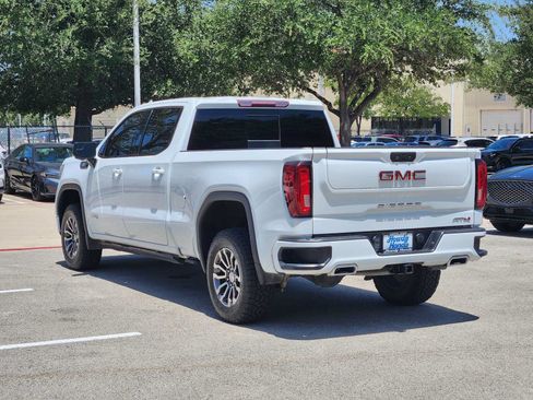 Used 2021 GMC Sierra 1500 AT4 w/ AT4 Preferred Package AWD/4WD image 5