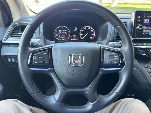Used 2025 Honda Odyssey EX-L image 13