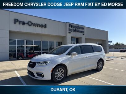 Used 2022 Chrysler Pacifica Touring-L
