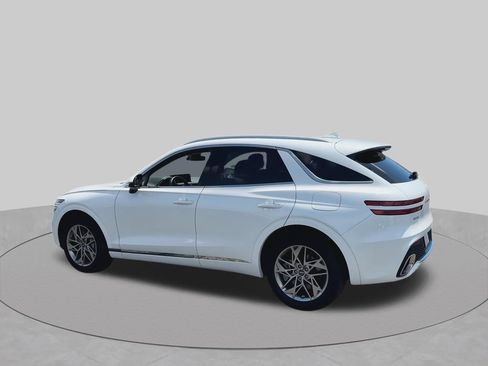 Used 2025 Genesis GV70 2.5T AWD/4WD image 8