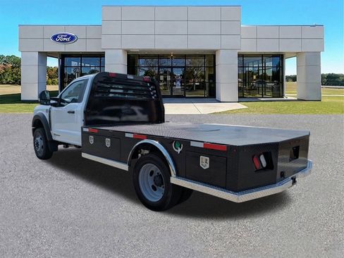 New 2026 Ford F550 4x4 Regular Cab Super Duty w/ XL Chrome Package image 3
