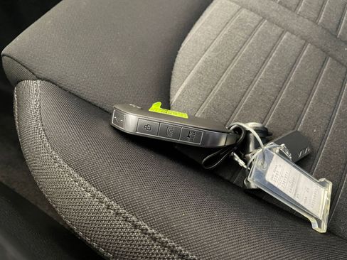 Used 2025 Kia K5 LXS image 21