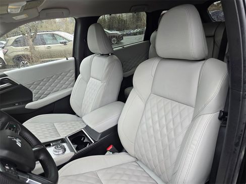 Used 2024 Mitsubishi Outlander SEL image 22