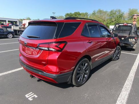 Used 2023 Chevrolet Equinox RS image 4