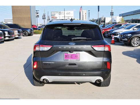 Used 2020 Ford Escape Titanium image 7