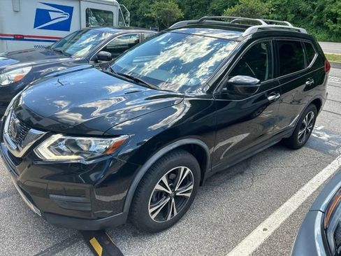 Used 2019 Nissan Rogue SV w/ Premium Package AWD/4WD image 19