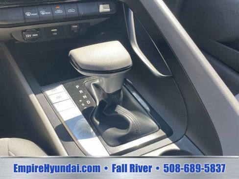 Used 2023 Hyundai Elantra SEL FWD image 22