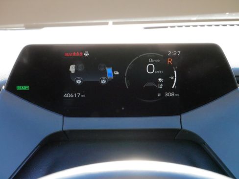 Certified 2024 Toyota Prius LE image 22