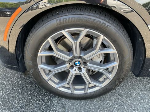 Used 2024 BMW X7 xDrive40i AWD/4WD image 27