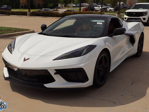Used 2022 Chevrolet Corvette Stingray Preferred Conv w/ Z51 Performance Package RWD image 8