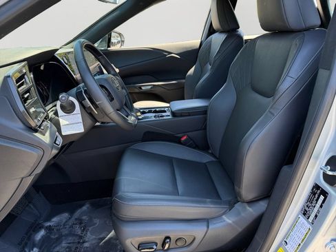 Certified 2023 Lexus RX 350 Premium w/ Accessory Package AWD/4WD image 16