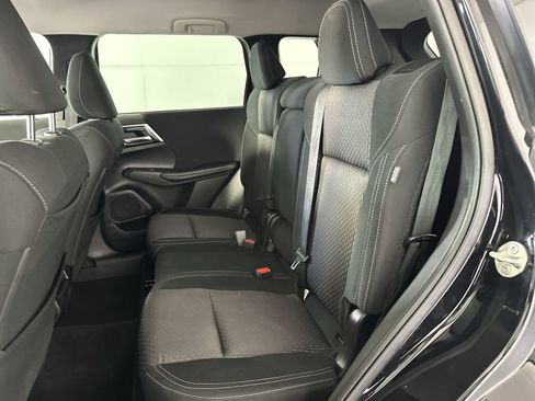 Used 2023 Mitsubishi Outlander ES image 27