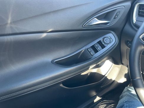 Used 2025 Buick Encore GX Preferred image 20