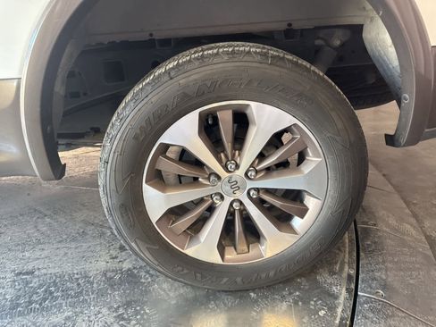 Used 2016 Ford F150 King Ranch w/ Equipment Group 601A Luxury image 16