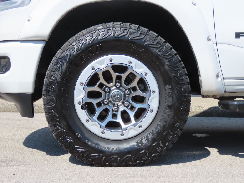 Used 2020 RAM 1500 Sport w/ Level 2 Equipment Group AWD/4WD image 14