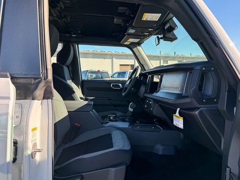 New 2025 Ford Bronco 4-Door w/ Sasquatch Package image 12
