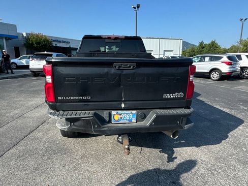 Used 2021 Chevrolet Silverado 2500 High Country w/ Z71 Off-Road Package AWD/4WD image 5