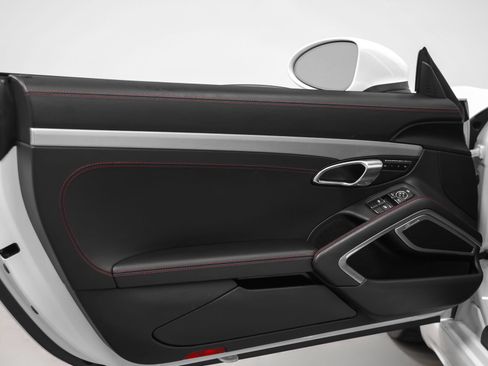 Certified 2022 Porsche 718 Boxster RWD image 66