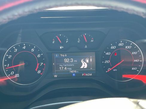 Used 2022 Chevrolet Camaro LT RWD image 35