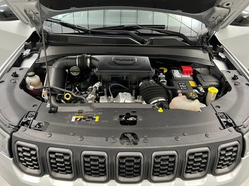 Used 2024 Jeep Compass Trailhawk AWD/4WD image 67