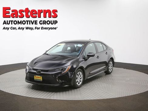 Used 2025 Toyota Corolla LE image 55