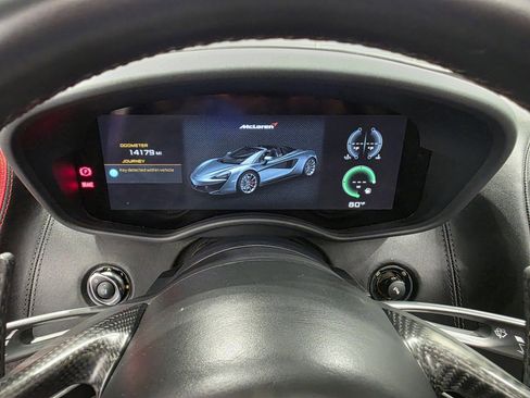 Used 2019 McLaren 570S Spider image 12