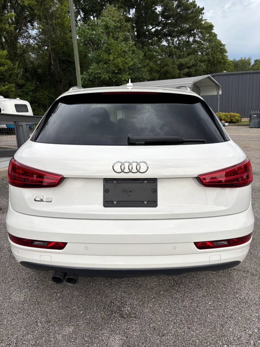 Used 2017 Audi Q3 2.0T Premium w/ Convenience Package FWD image 4
