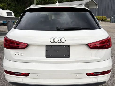 Used 2017 Audi Q3 2.0T Premium w/ Convenience Package FWD image 4