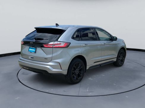 Used 2023 Ford Edge SE w/ Black Appearance Package AWD/4WD image 6