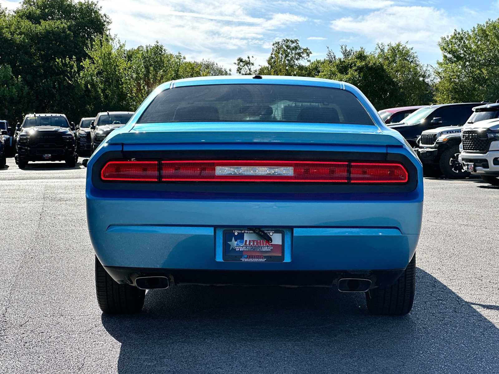 Used 2010 Dodge Challenger R/T RWD image 14
