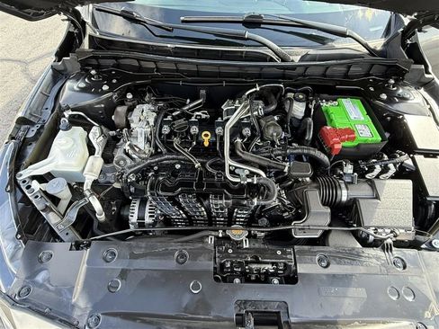 Used 2023 Nissan Altima 2.5 SR image 33