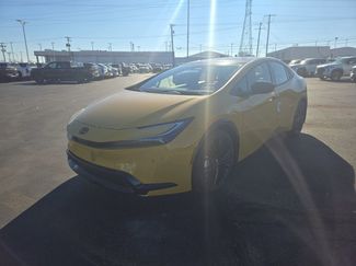 New 2026 Toyota Prius Plug-In Hybrid FWD video 3