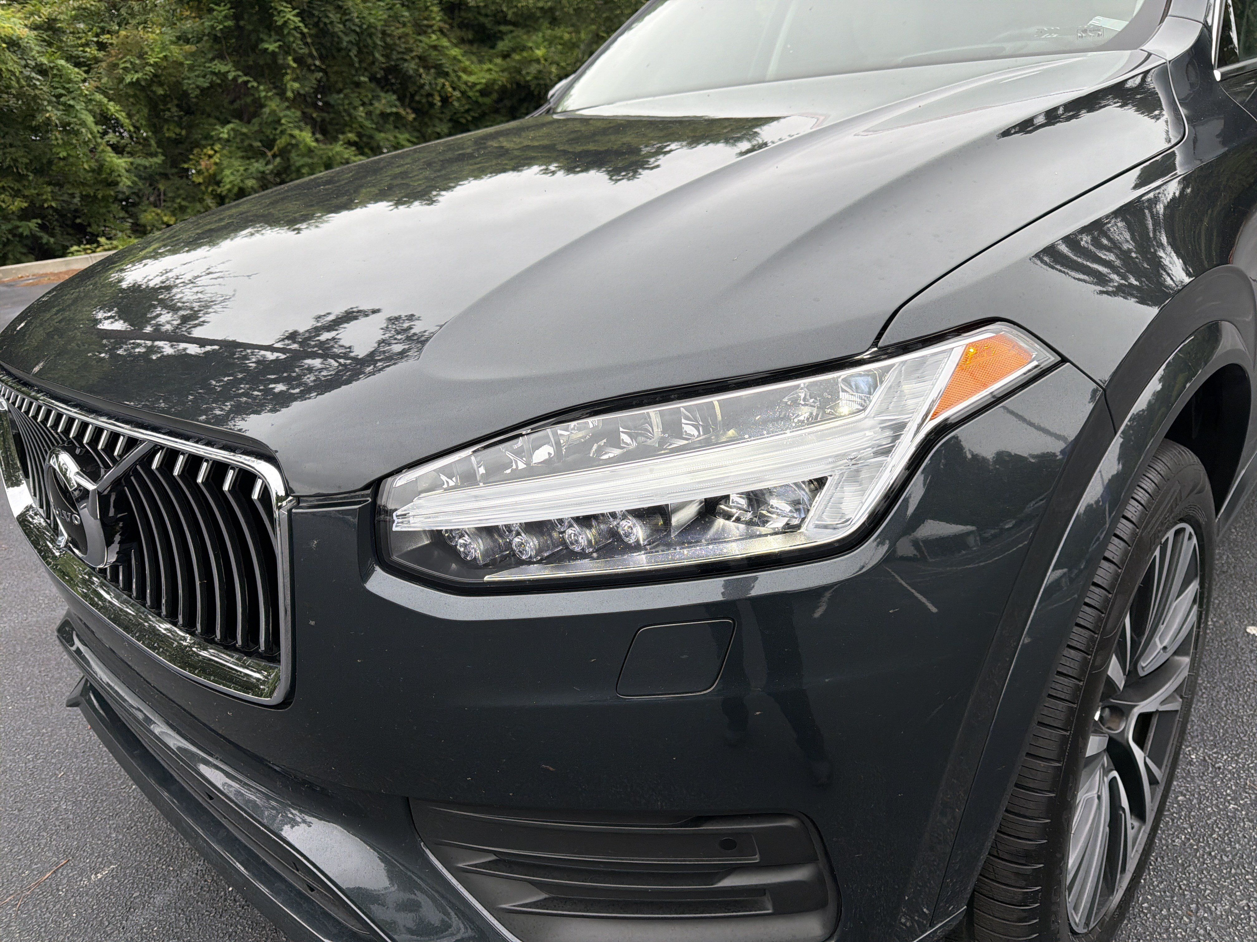 Used 2022 Volvo XC90 T5 Momentum w/ Advanced Package FWD image 6