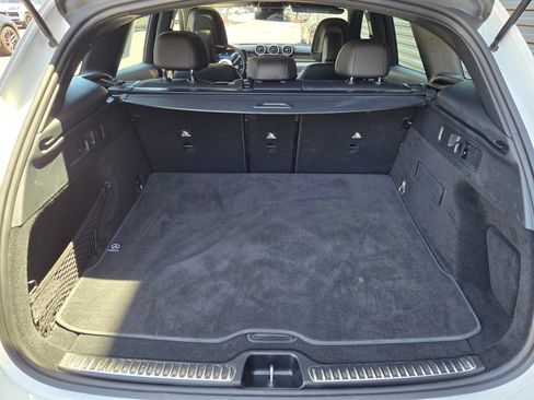 Used 2025 Mercedes-Benz GLC 43 AMG 4MATIC image 28