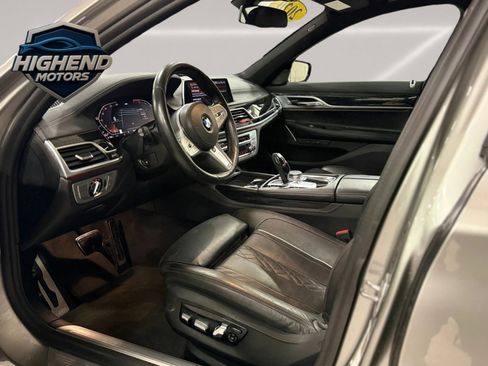Used 2020 BMW 750i xDrive w/ Executive Package image 15