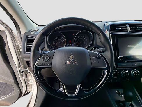 Used 2024 Mitsubishi Outlander Sport SE image 36