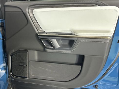 Used 2023 Rivian R1T Adventure AWD/4WD image 29