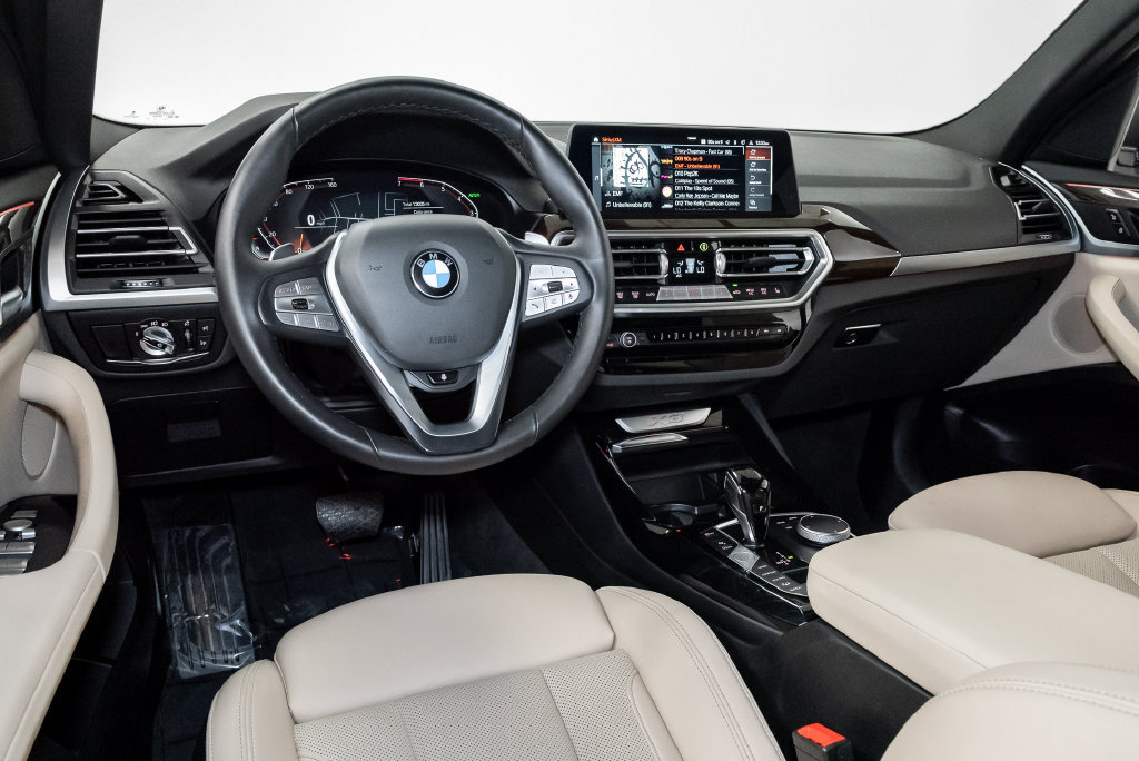 Used 2024 BMW X3 xDrive30i AWD/4WD image 6