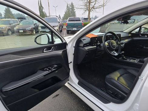 Used 2025 Kia K5 EX image 7