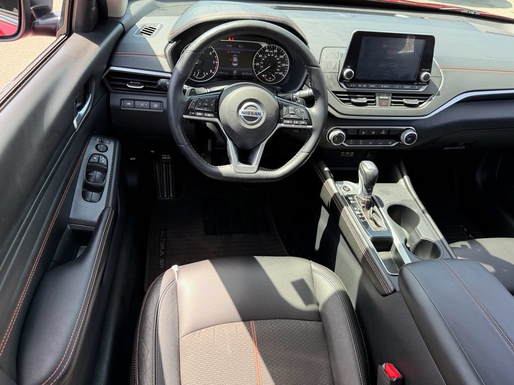 Used 2019 Nissan Altima 2.5 SR FWD image 13