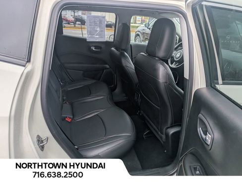 Used 2019 Jeep Compass Latitude image 34