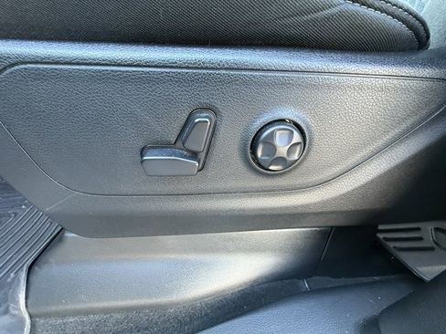 Used 2020 RAM 1500 Big Horn image 16