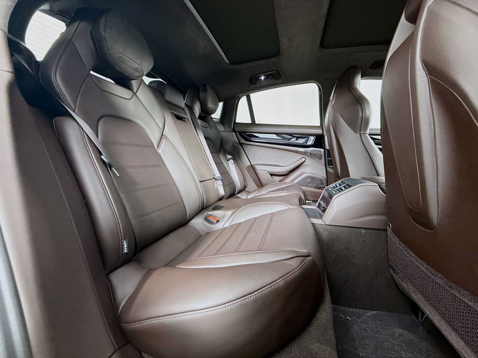 Used 2025 Porsche Panamera Turbo AWD/4WD image 29