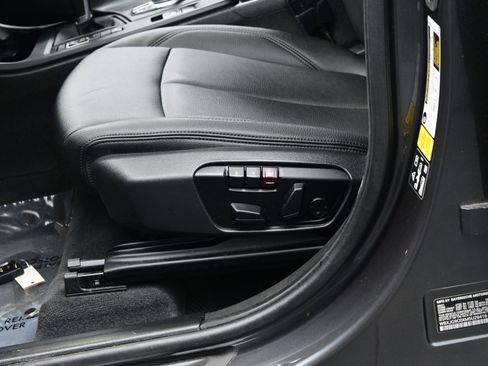 Used 2021 BMW X1 xDrive28i w/ Convenience Package image 11