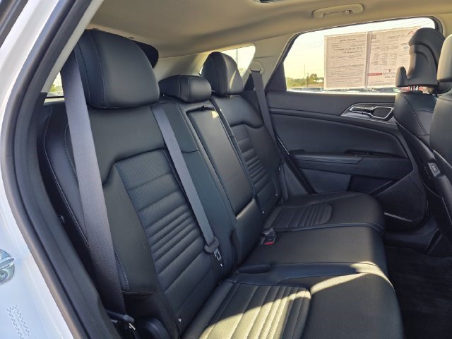 Used 2023 Kia Sportage SX FWD image 14
